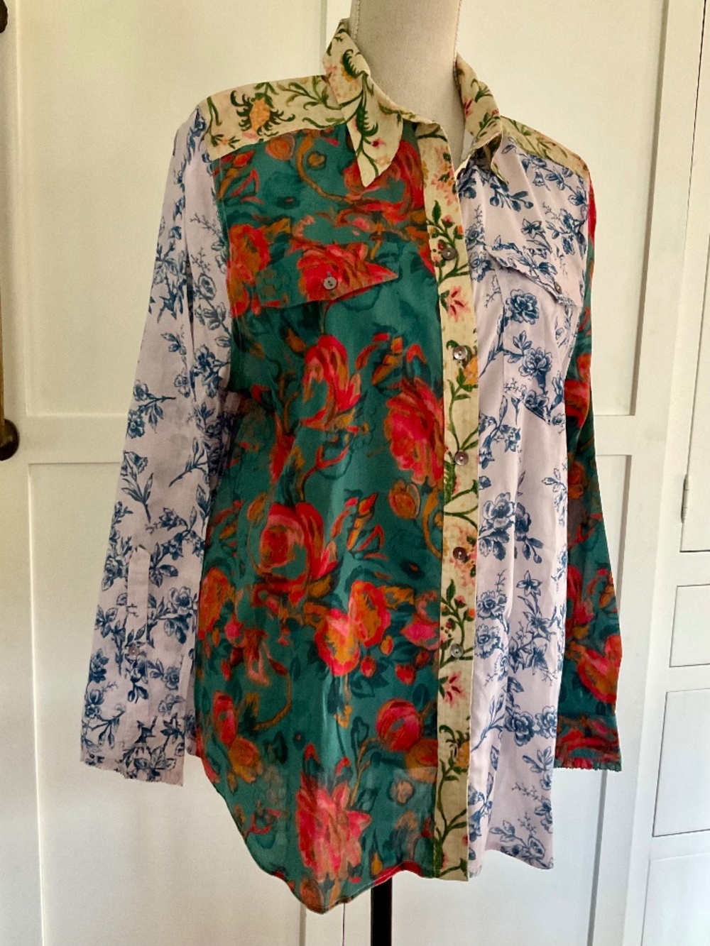 Sundance Women's Large Patchwork Mixed Floral Button Down Top LARGE Large NWOT